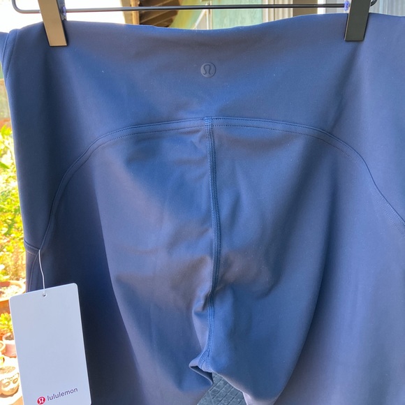 Lululemon InStill High-Rise 25” - Picture 3 of 6